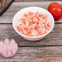 Tomato Salad with Onions